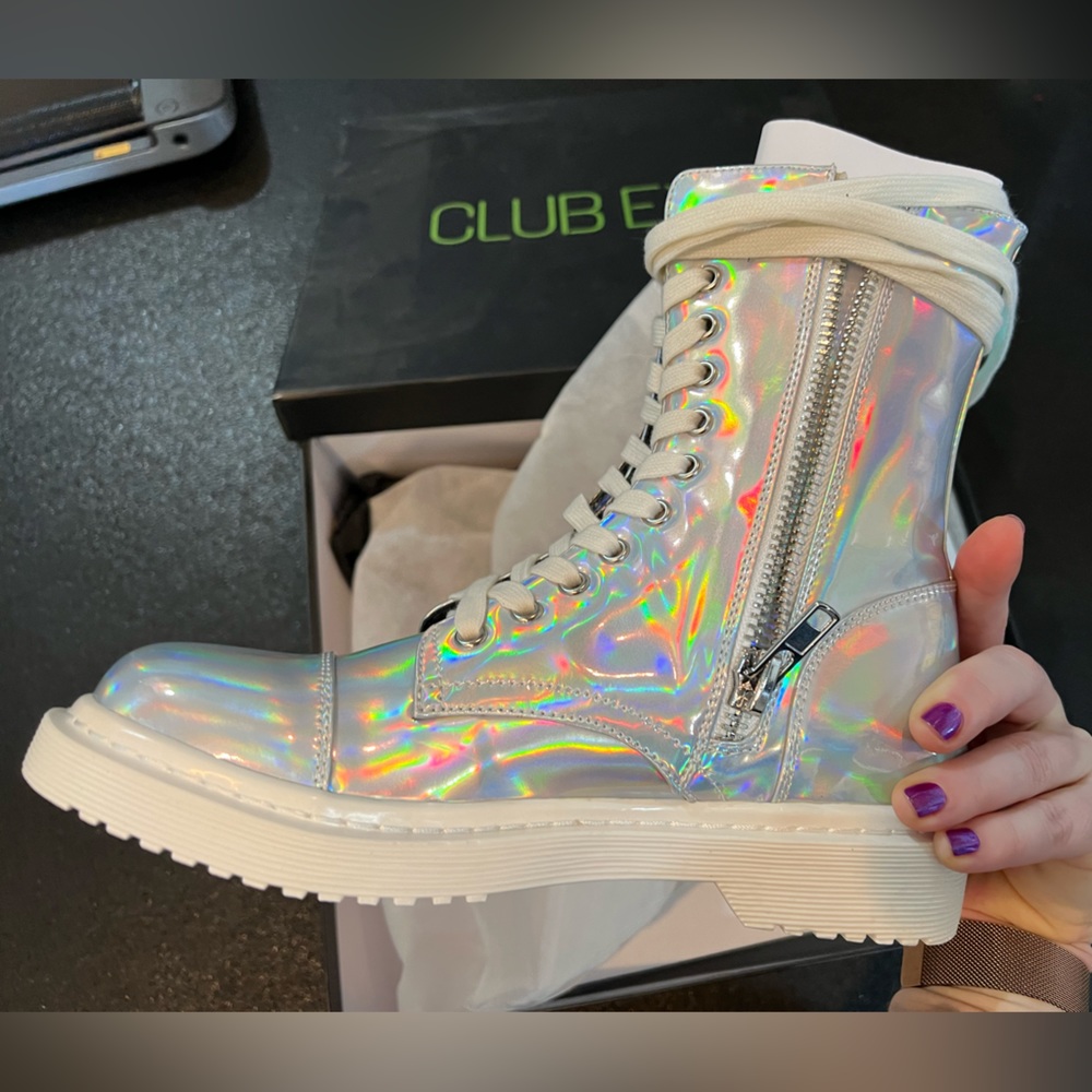 Silver Holographic Metamorphic Butterfly Boots with Wings - Club Exx - Picture 6 of 10